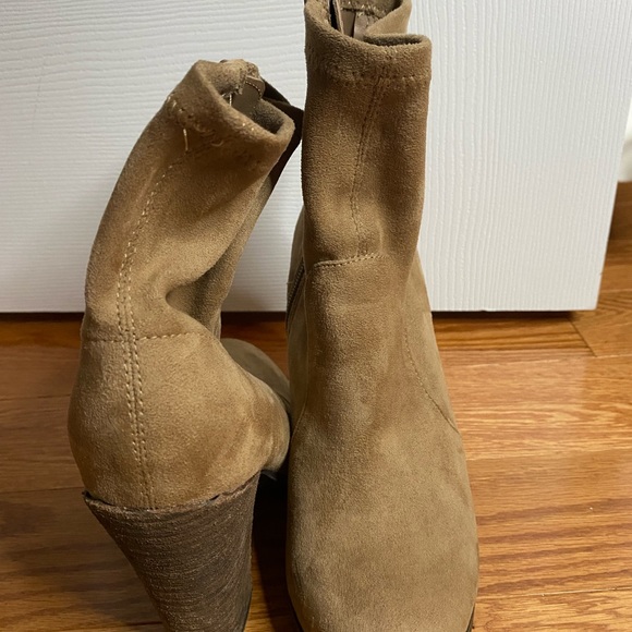 FALL boots - Picture 3 of 3